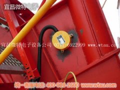 武漢港機(jī)佛山中外運(yùn)門(mén)機(jī)安裝JD-180角度儀