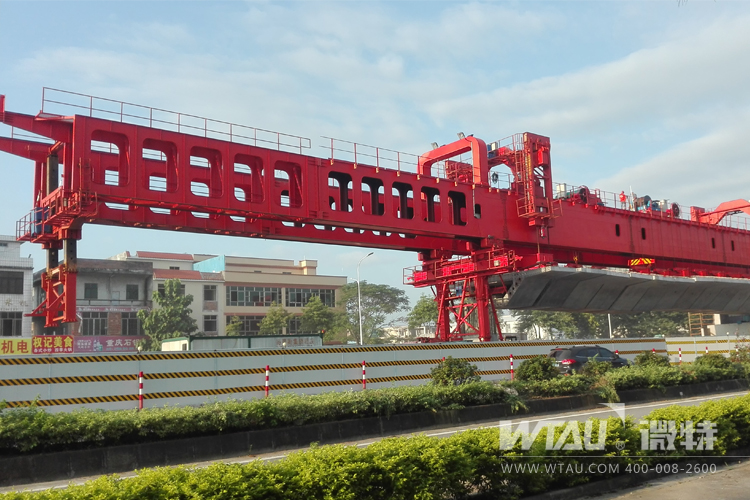 廣州地鐵十四號線工程配備微特架橋機(jī)安全監(jiān)控系統(tǒng)