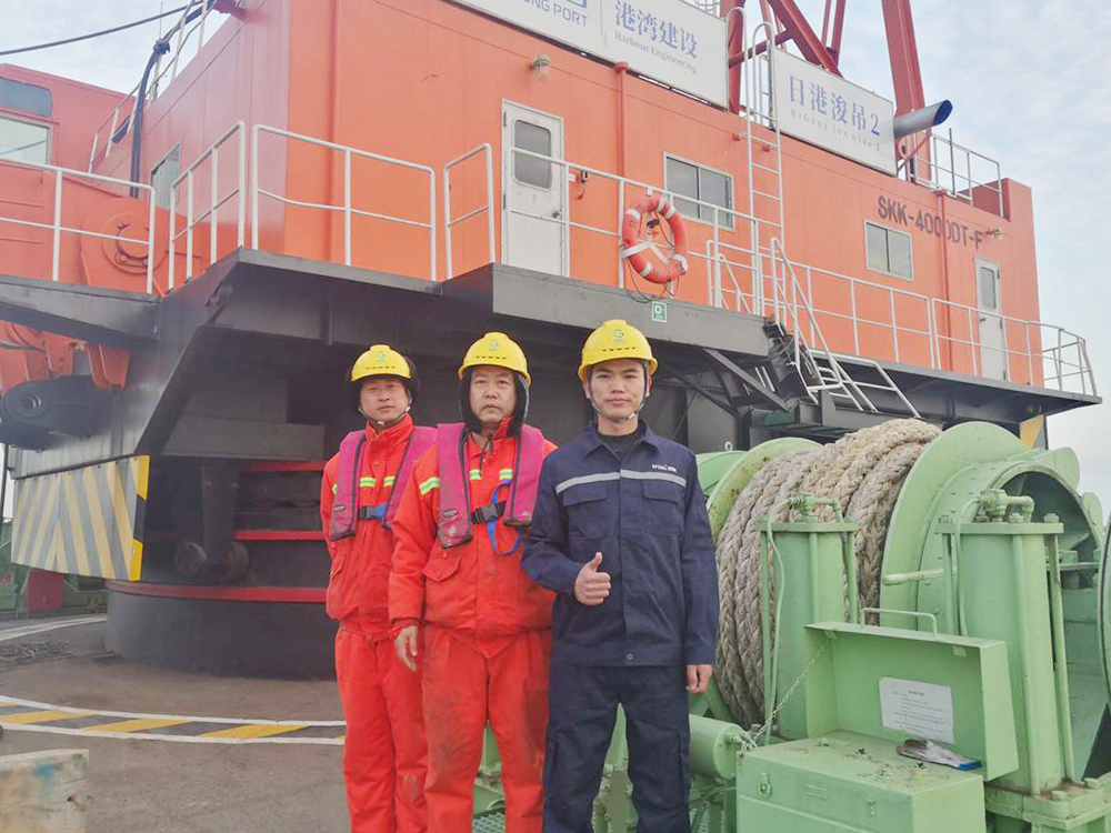 山東港灣集團300T起重船力矩稱重系統(tǒng)順利改造驗收