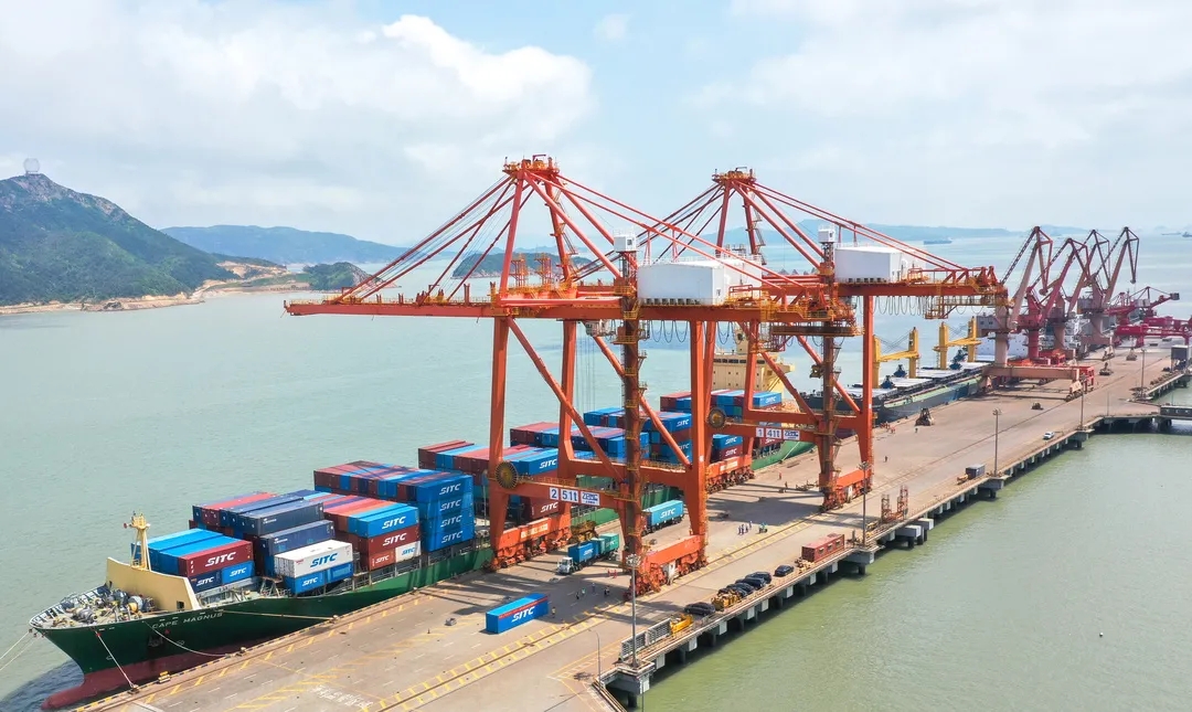 溫州金洋集裝箱碼頭力矩保護(hù)改造順利完工