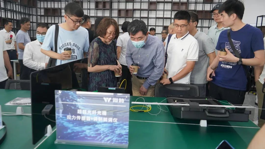 微特承辦的兩項(xiàng)國(guó)家標(biāo)準(zhǔn)宣貫會(huì)在宜昌順利召開(kāi) 21.jpg