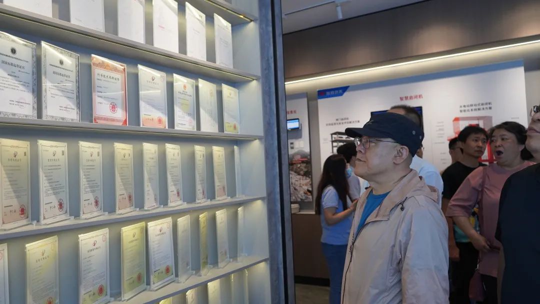 微特承辦的兩項(xiàng)國(guó)家標(biāo)準(zhǔn)宣貫會(huì)在宜昌順利召開(kāi) 19.jpg